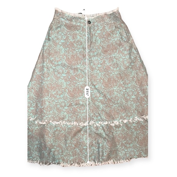 Lucky & Blessed | Maxi Skirt with Paisley Print and Fringe - Picture 3 of 7